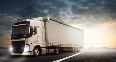 水产品冷冻加工与高效运输 保障品质的关键环节